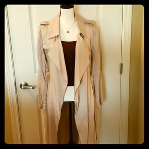 Badgley Mischka Belted Trench size M